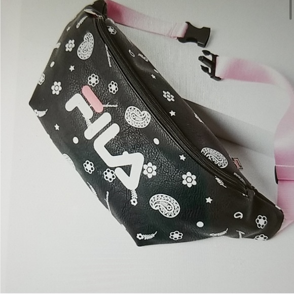 FILA FANNY PACK - LIMITED EDITION COLLAB - Picture 2 of 4